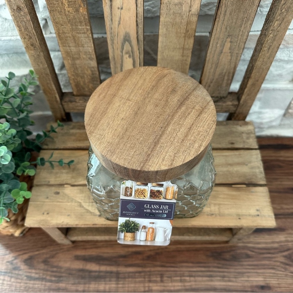 🆕 Honeycomb 🐝 42oz Glass Jar With Wooden Lid! - Picture 4 of 9